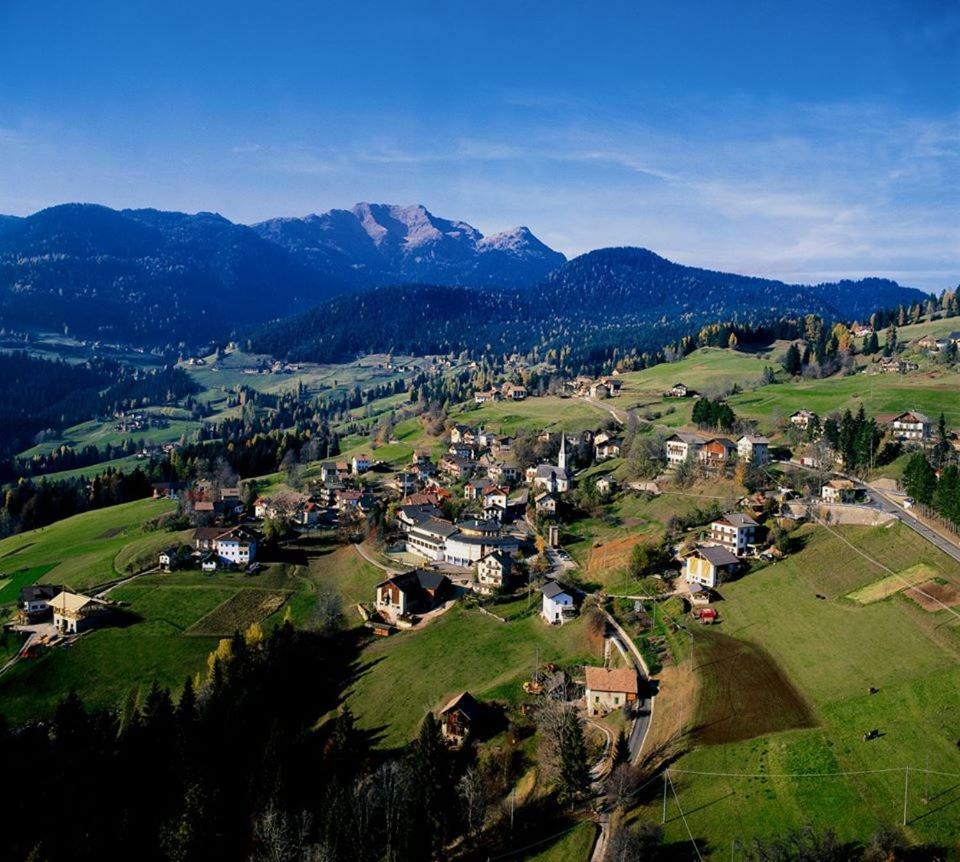 Laugen Cafe, Pizza, B&B San Felice  Экстерьер фото