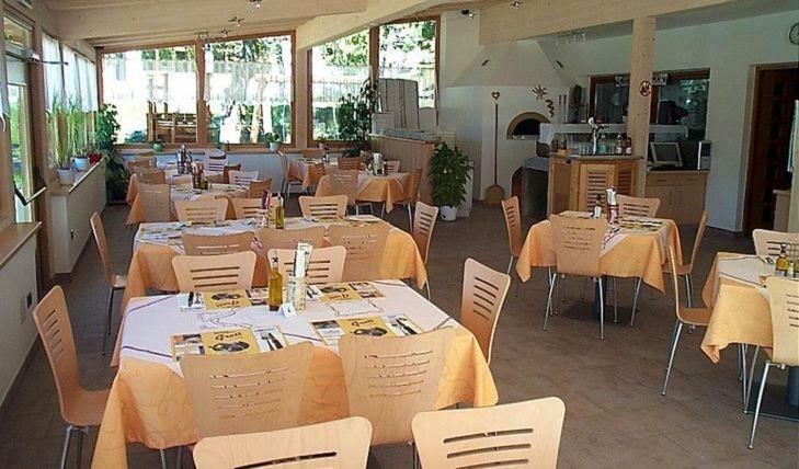 Laugen Cafe, Pizza, B&B San Felice  Экстерьер фото